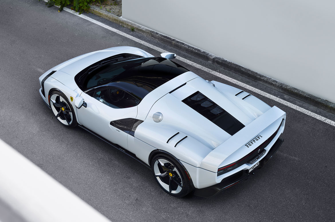 Ferrari SC40